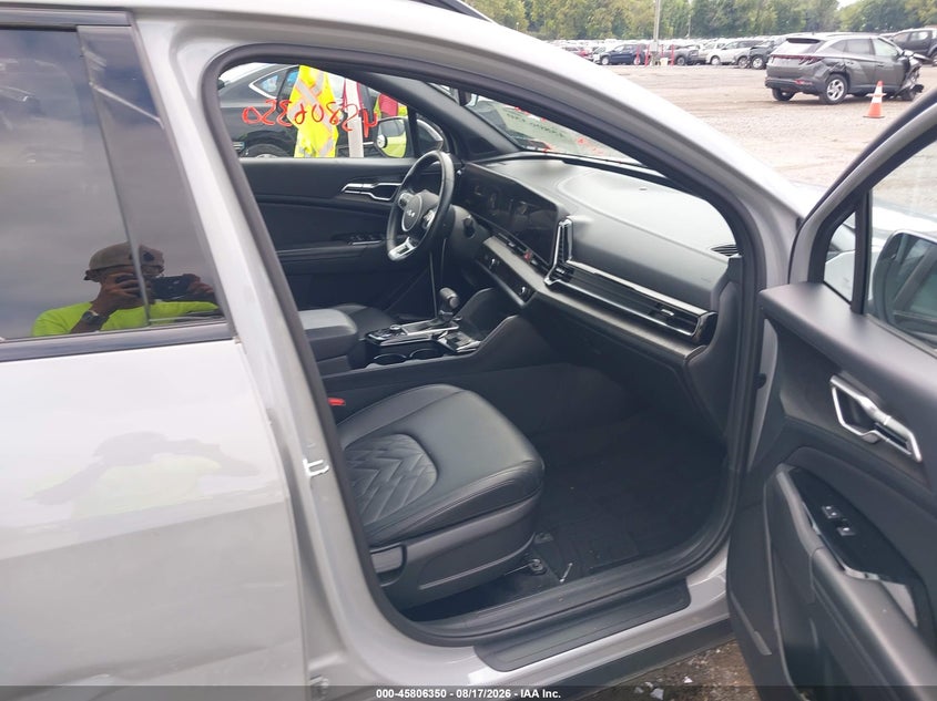 2024 KIA SPORTAGE auction photo 5