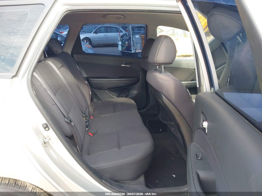 2012 HYUNDAI ELANTRA TOURING auction photo 8