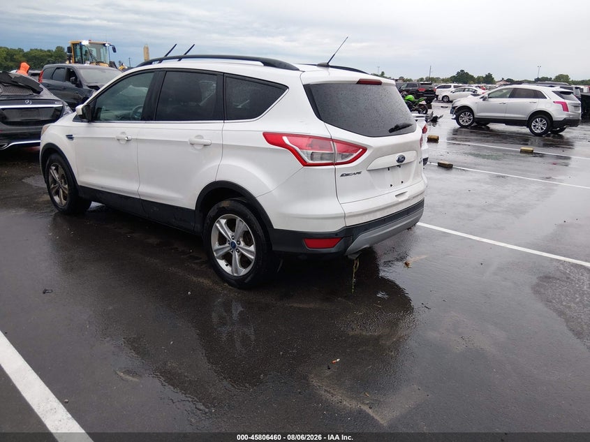 Vin: 1fmcu0gxxeue29405, lot: 46305306, ford escape se 20143