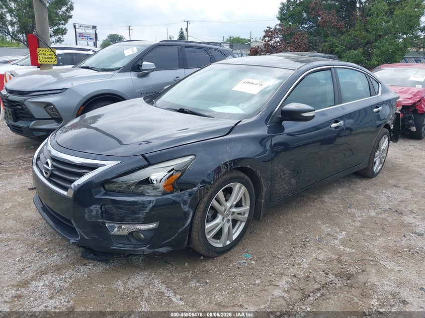 2013 Nissan Altima, Left Rear, IAAI, VIN 1N4BL3AP9DC203153 — photo 2