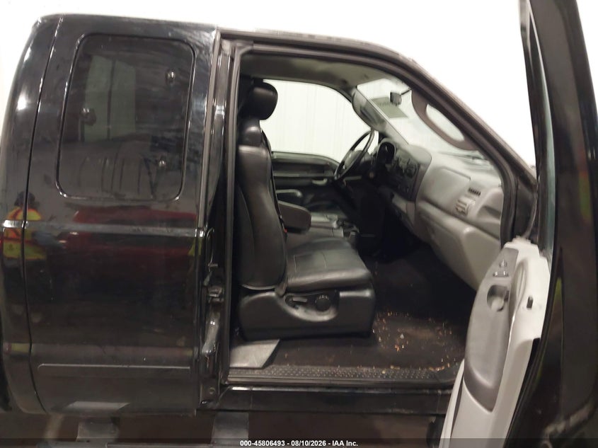 2006 FORD F-350 auction photo 7