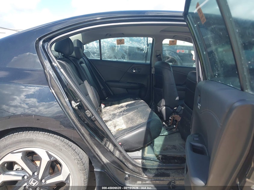 2017 HONDA ACCORD auction photo 8
