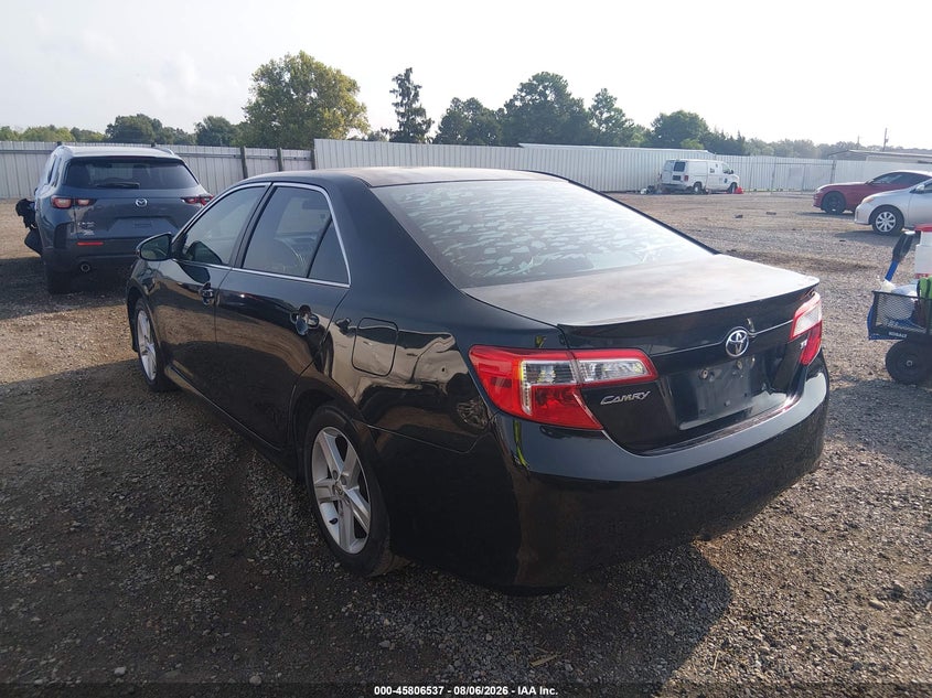 Vin: 4t1bf1fk8du276006, lot: 46305383, toyota camry se 20133