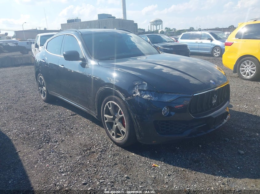 2017 MASERATI LEVANTE auction photo 1
