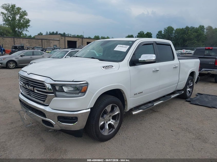 Vin: 1c6srfrt7ln400568, lot: 46305448, ram 1500 laramie  4x4 6'4 box 20202