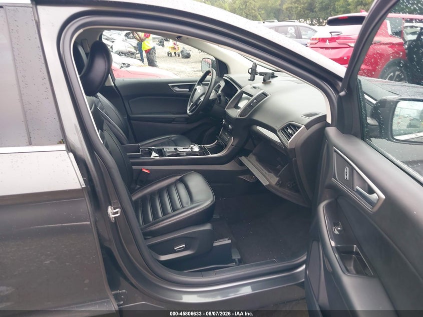 2019 FORD EDGE auction photo 5