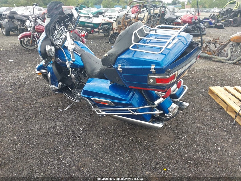2006 HARLEY-DAVIDSON FLHTCUI auction photo 3