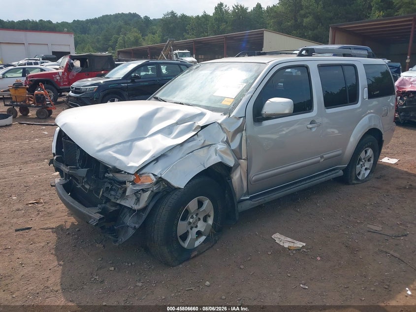 2005 NISSAN PATHFINDER auction photo 2