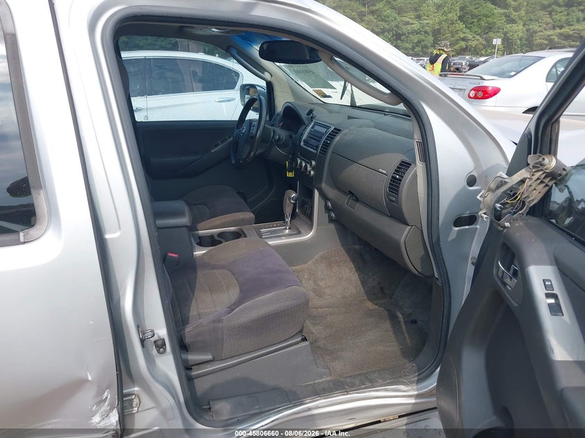 2005 NISSAN PATHFINDER auction photo 5
