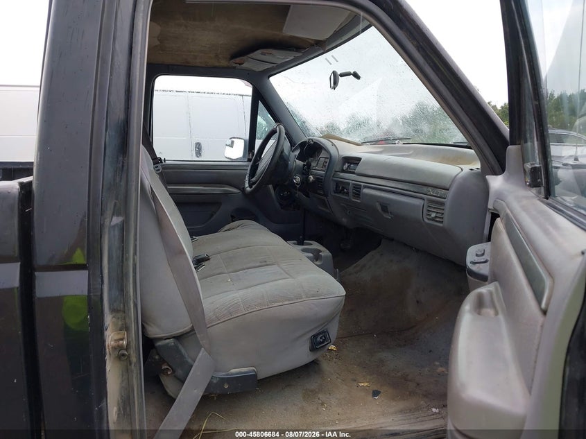 1995 FORD F150 auction photo 5