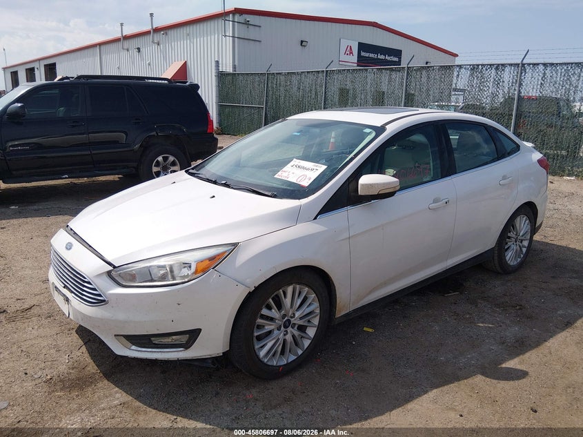 Vin: 1fadp3j21jl250142, lot: 46305543, ford focus titanium 20182