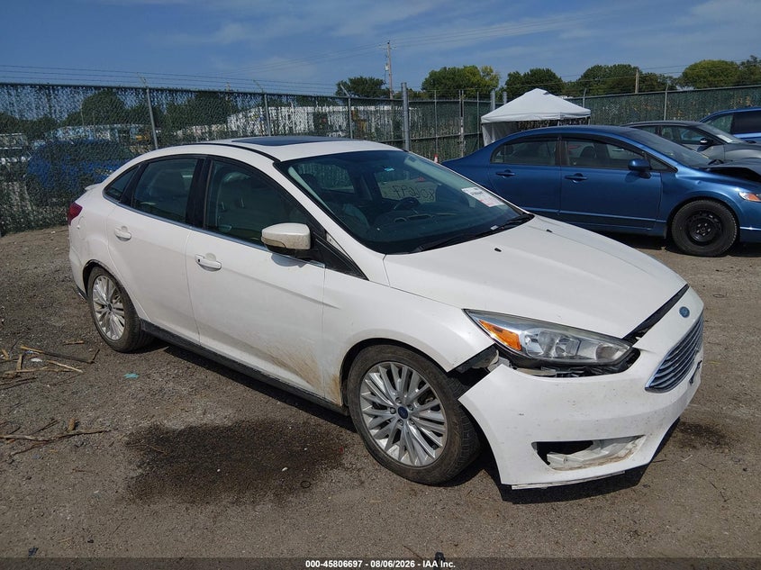 2018 FORD FOCUS auction photo 1