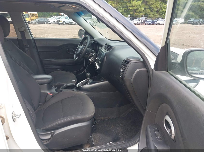 2019 KIA SOUL auction photo 5