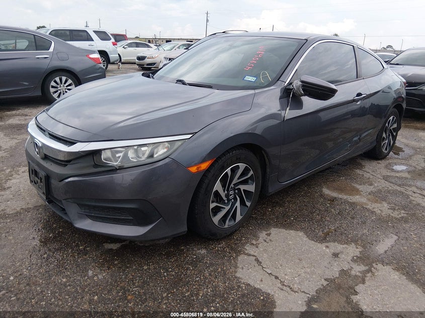 2017 Honda Civic, Normal Wear & Tear, IAAI, VIN 2HGFC4B51HH307008 — photo 2