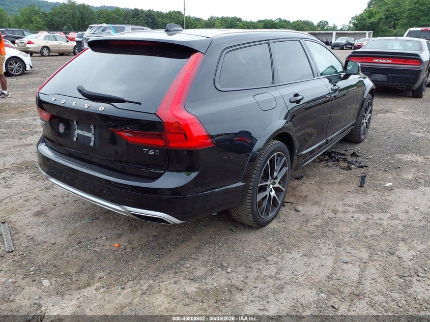 Vin: yv4a22nl4j1020516, lot: 46305708, volvo v90 cross country t6 20184