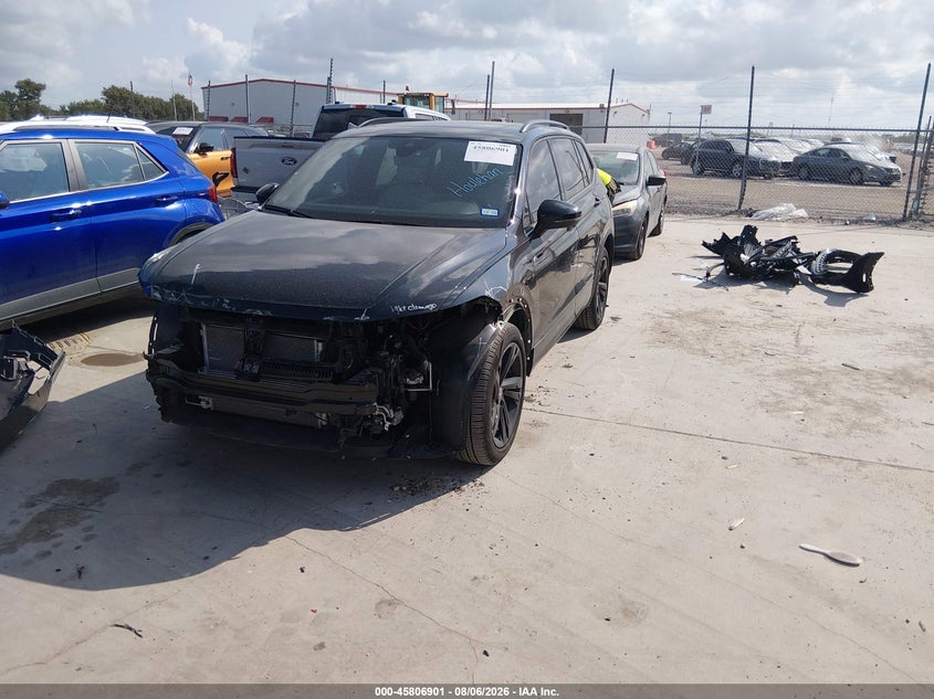 Vin: 3vv8b7ax1rm159025, lot: 46305747, volkswagen tiguan 2.0t se r-line black 20242
