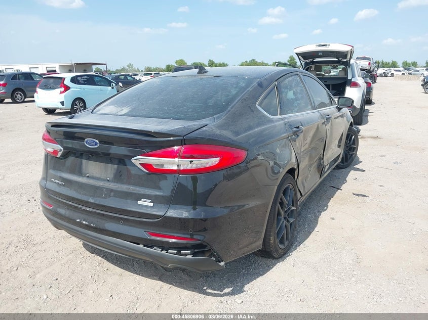 Vin: 3fa6p0hd0lr168065, lot: 46305752, ford fusion se 20204