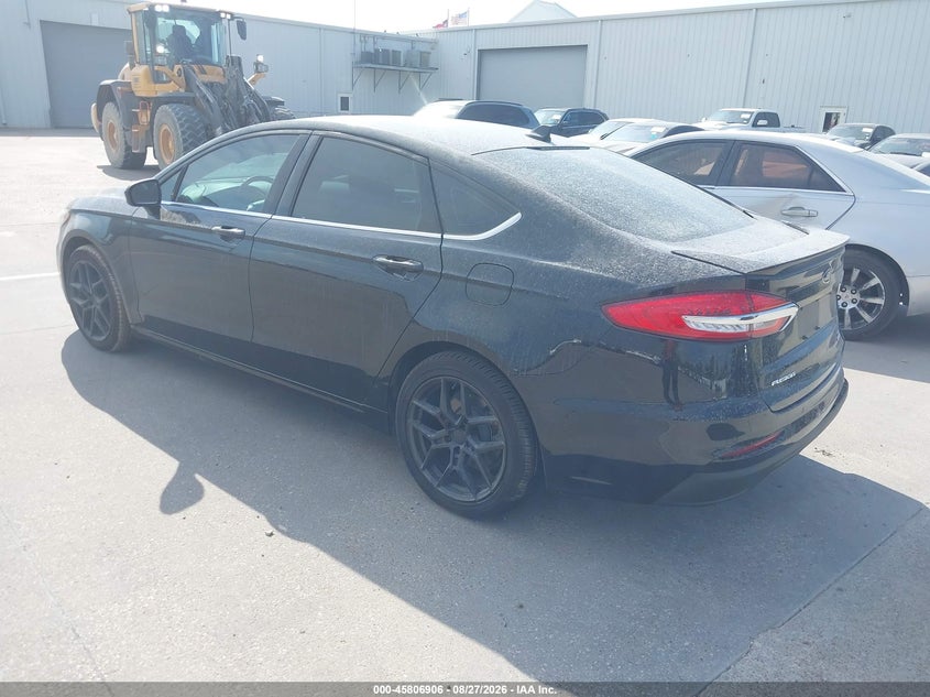 Vin: 3fa6p0hd0lr168065, lot: 46305752, ford fusion se 20203