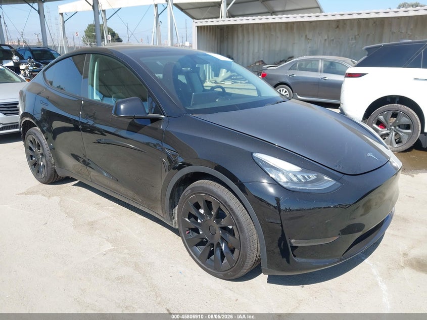 Vin: 7saygdee3nf359378, lot: 46305756, tesla model y long range dual motor all-wheel drive 2022 img_1