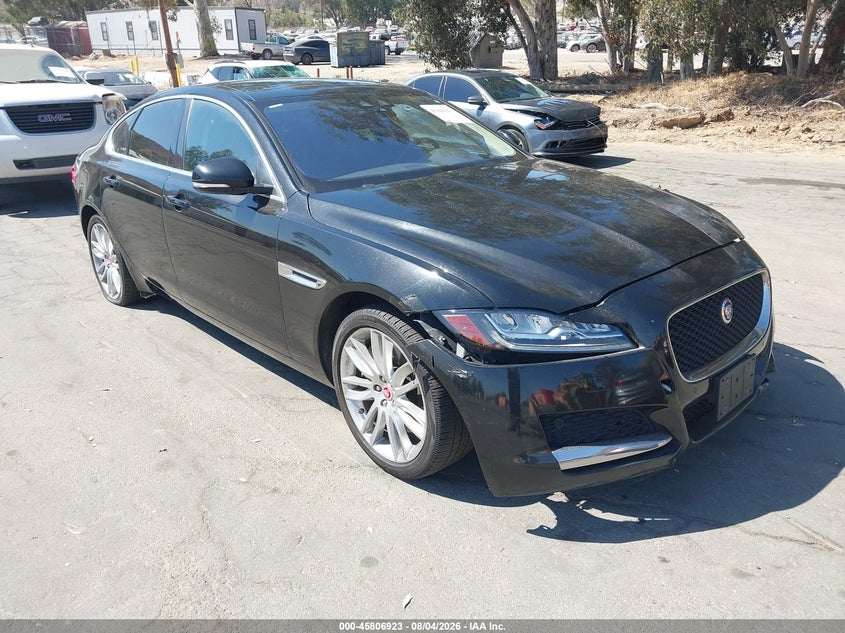 2016 JAGUAR XF auction photo 1