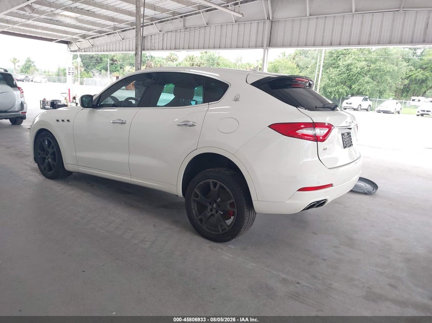 2019 MASERATI LEVANTE auction photo 3