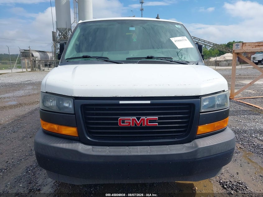 2020 GMC SAVANA CARGO auction photo 6