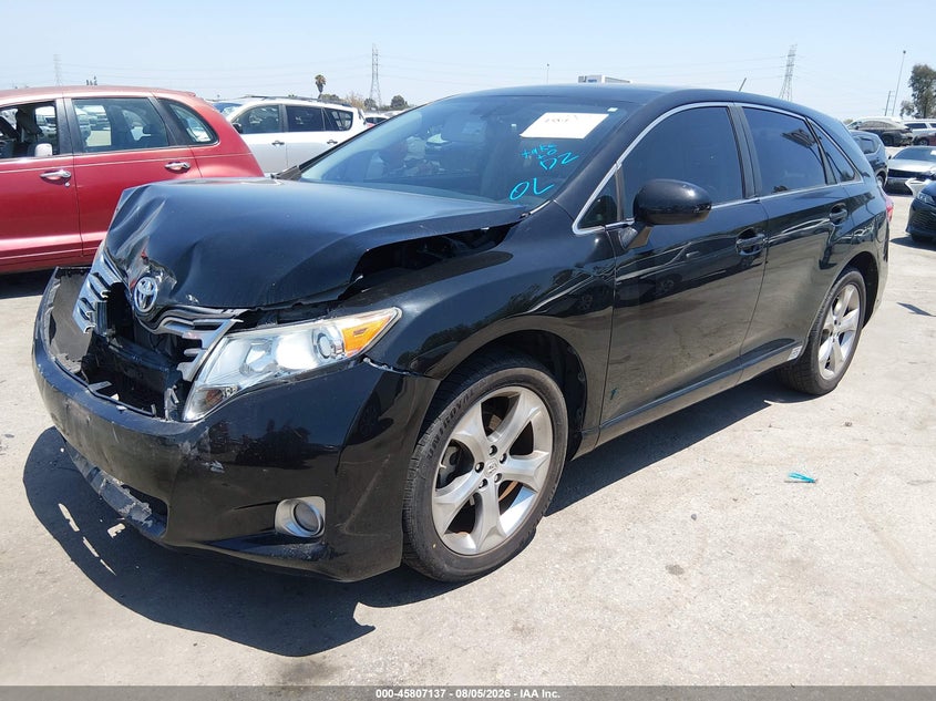 2011 TOYOTA VENZA auction photo 2