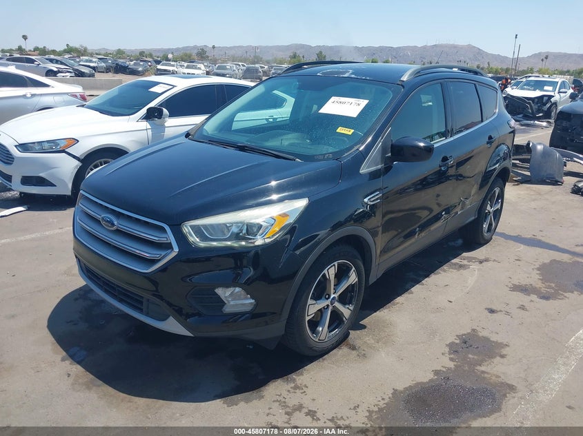 Vin: 1fmcu0gd5huc07297, lot: 46306024, ford escape se 20172