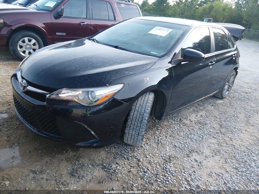 TOYOTA CAMRY - zdjęcie 2