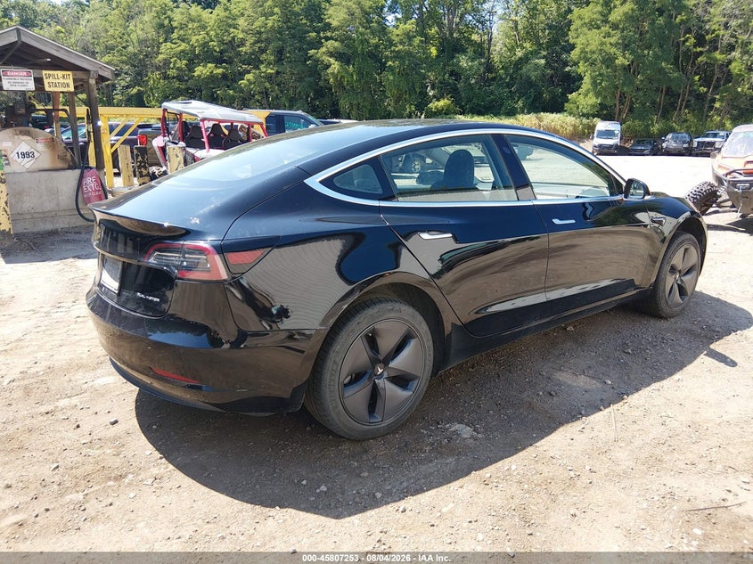 2019 TESLA MODEL 3 auction photo 4