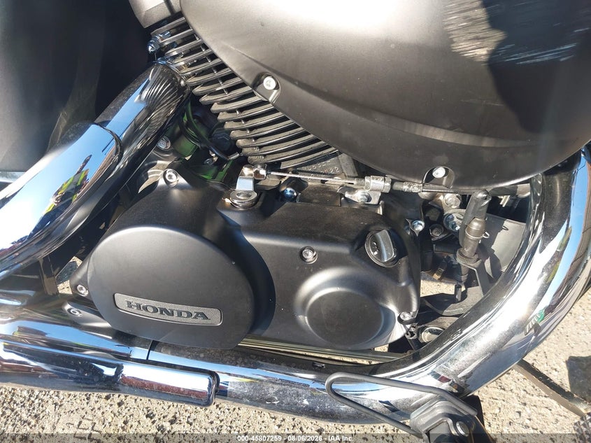 HONDA VT750 2023