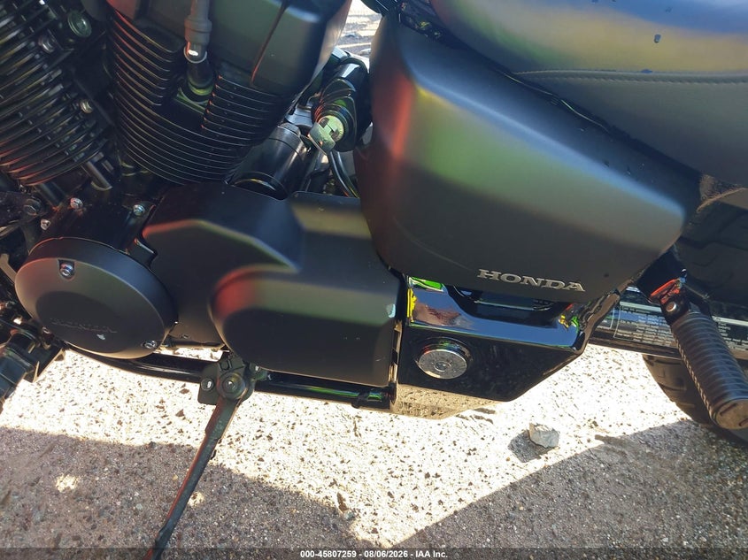 HONDA VT750 2023