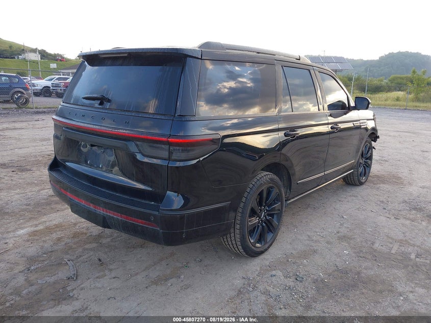 2024 LINCOLN NAVIGATOR auction photo 4