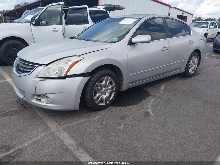 2010 Nissan Altima, Normal Wear & Tear, IAAI, VIN 1N4AL2APXAN403299 — photo 2