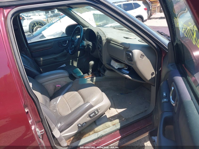2000 GMC JIMMY auction photo 5