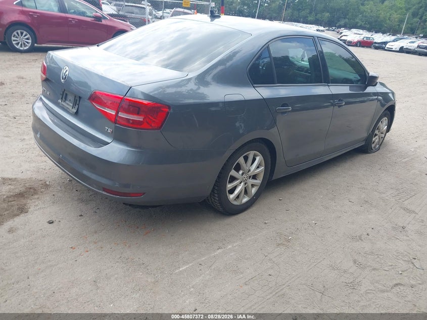 2015 VOLKSWAGEN JETTA auction photo 4