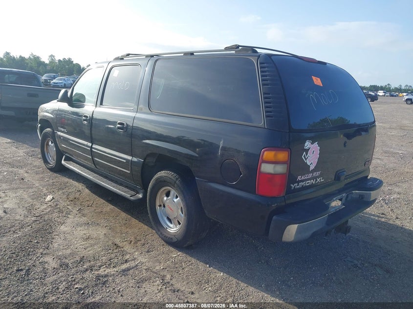 2002 GMC YUKON XL 1500 auction photo 3