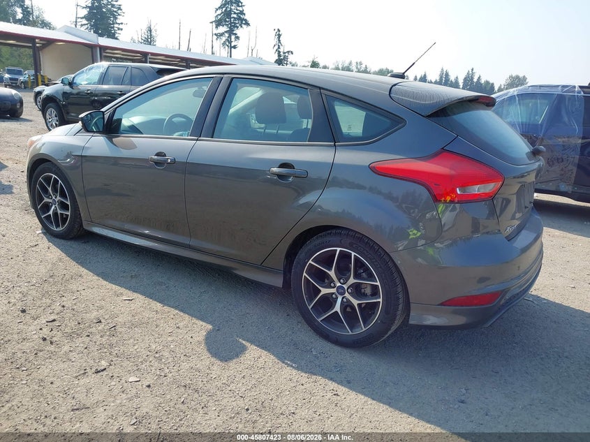 Vin: 1fadp3k2xfl211393, lot: 46306269, ford focus se 20153