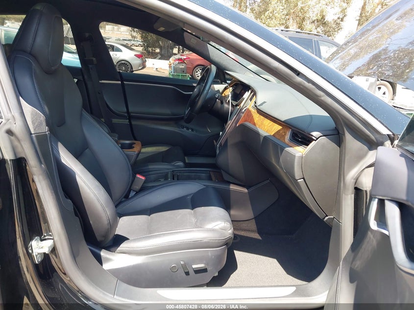 2020 TESLA MODEL S auction photo 5
