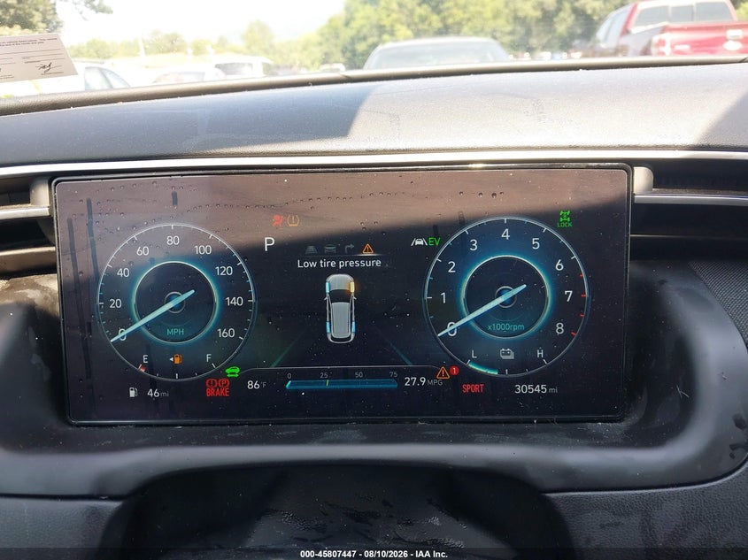 2024 HYUNDAI TUCSON HYBRID auction photo 7
