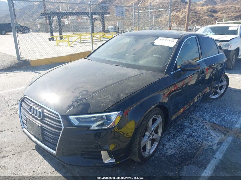 Vin: wauaugff2k1010357, lot: 46306406, audi a3 40 premium/40 titanium premium 20192