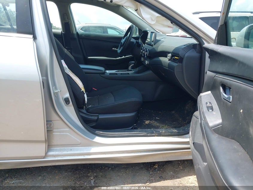 2023 NISSAN SENTRA auction photo 5