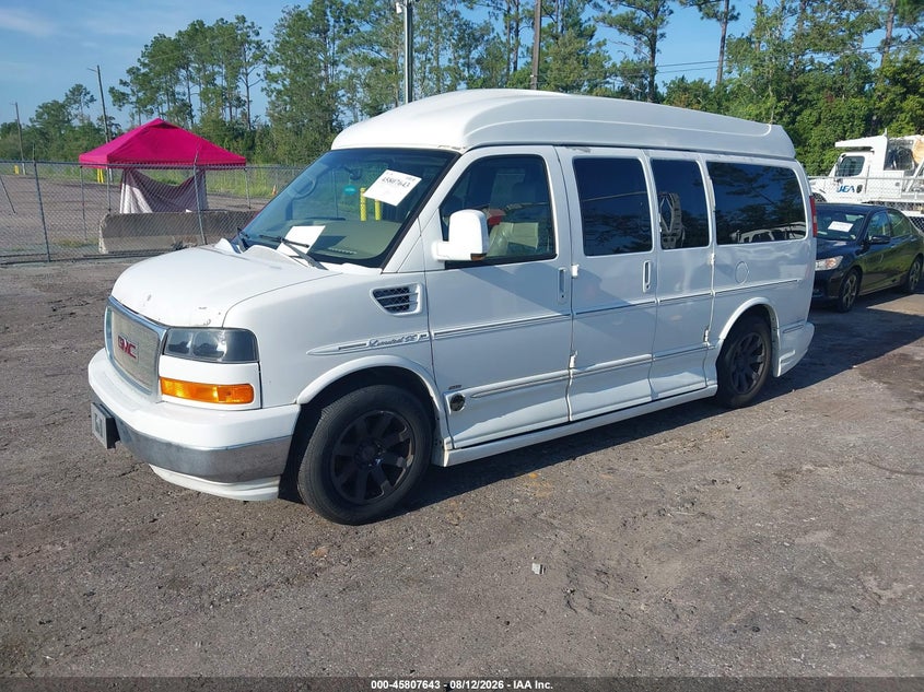 2011 GMC SAVANA 1500 auction photo 2