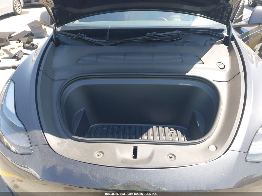 2025 TESLA MODEL Y SPORT UTILITY VEHICLE ELECTRIC