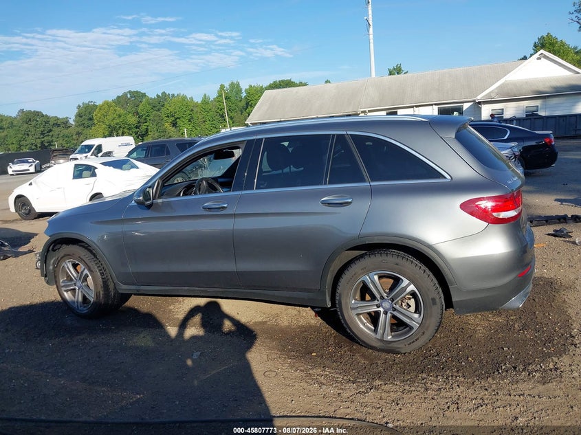 MERCEDES-BENZ GLC 300 - zdjęcie 15