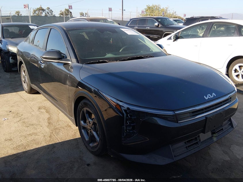 Vin: 3kpft4de5se102838, lot: 46306631, kia k4 lxs 2025 img_1