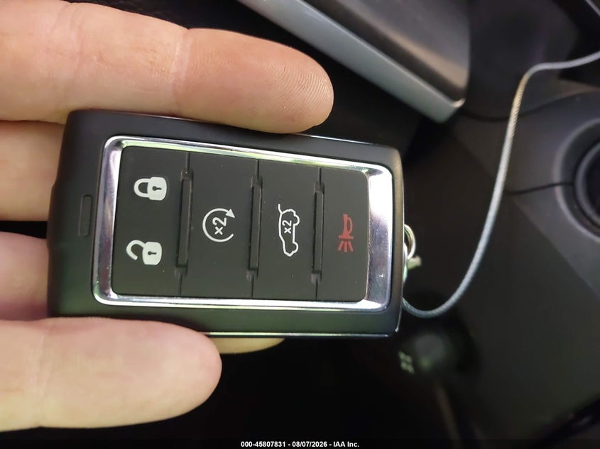JEEP GRAND CHEROKEE 4XE - zdjęcie 11