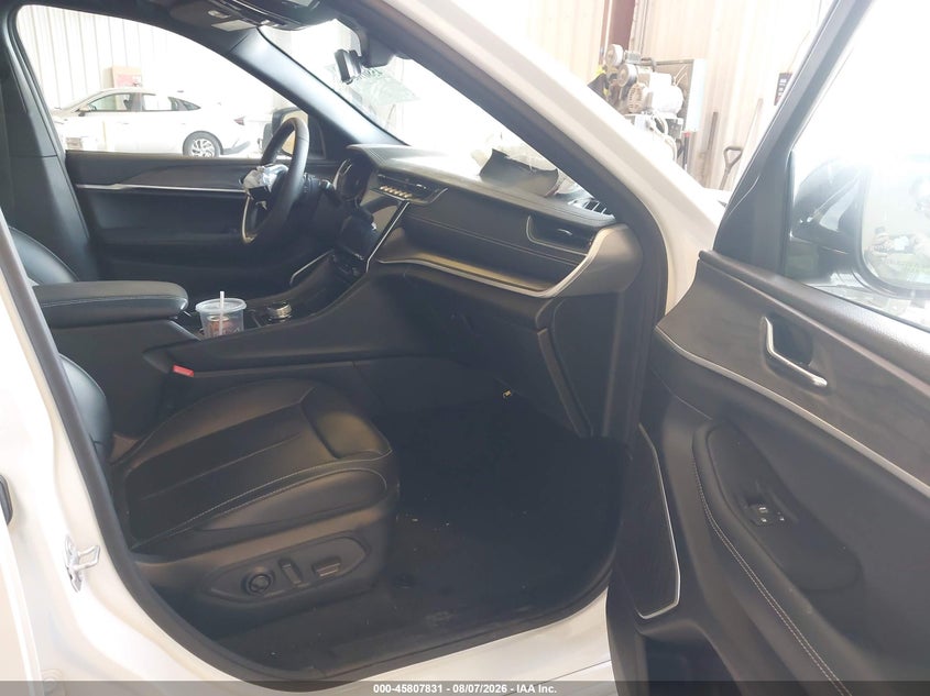 JEEP GRAND CHEROKEE 4XE - zdjęcie 5