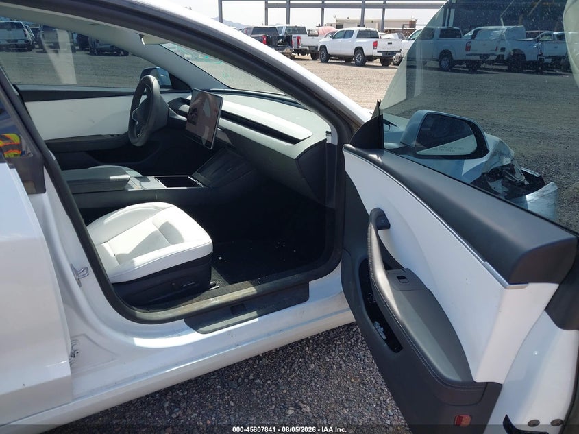 2025 TESLA MODEL 3 auction photo 5