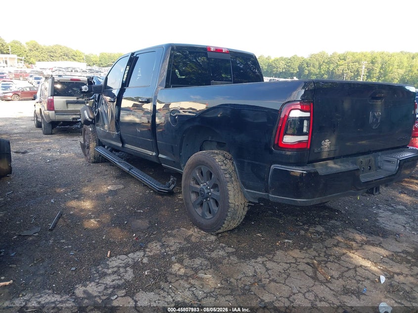Vin: 3c6ur5fl7rg193589, lot: 46306829, ram 2500 laramie  4x4 6'4 box 20243